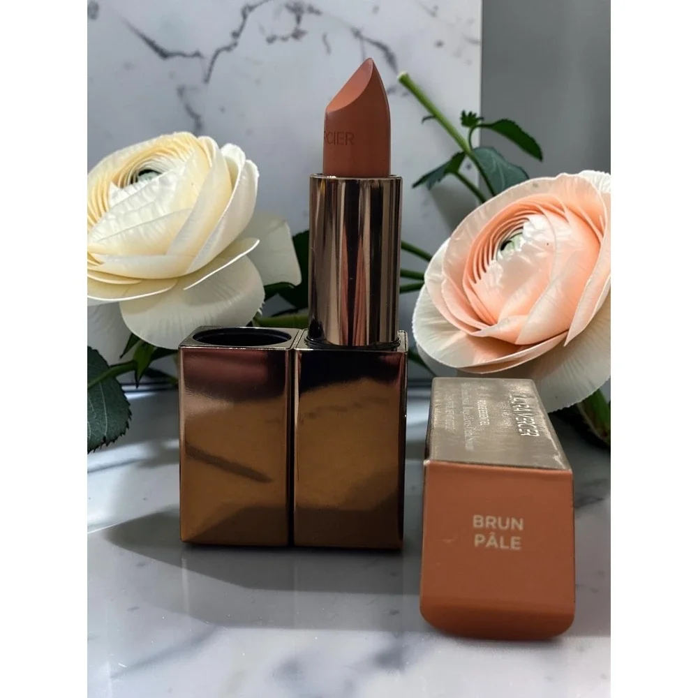 Laura Mercier Rouge Essentiel Silky Creme Lipstick-Pale-The tube is magnetic